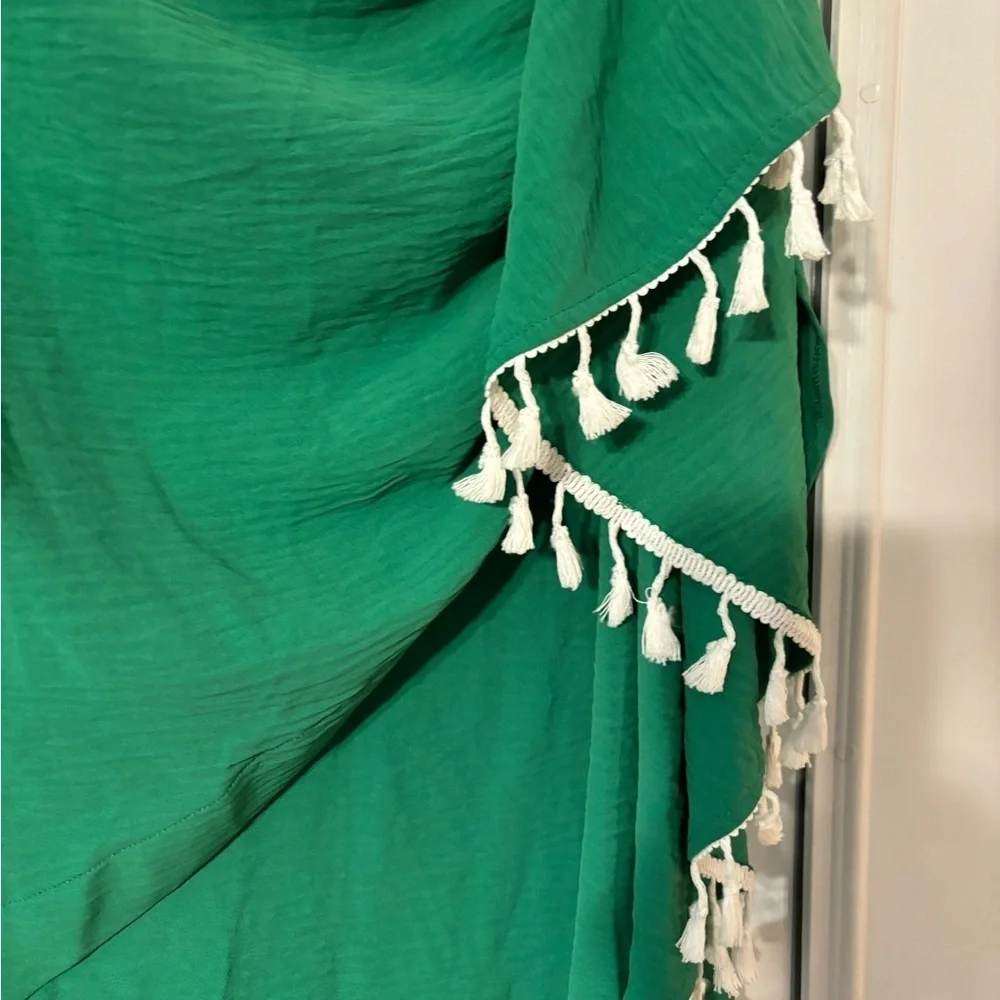 SHEIN NWT Skirt